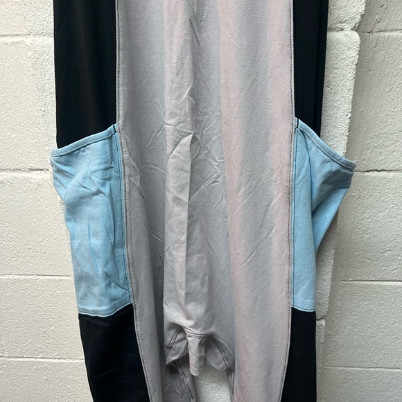 FREE PEOPLE FP MOVEMENT
RAINDROP COMBO HOT SHOT. Small - Picture 4 of 8